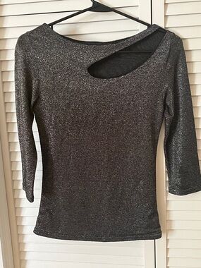 Cache Metallic Cutout Long Sleeve Top - Silver Black